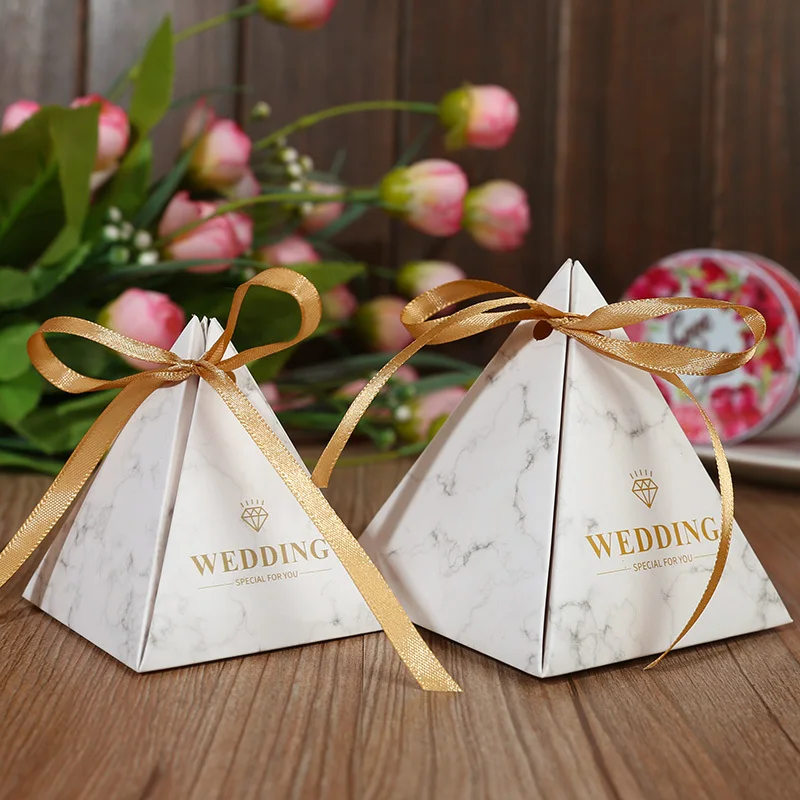 Gift Box Triangular Pyramid Sweet Candy Box Wedding Favors Chocolate