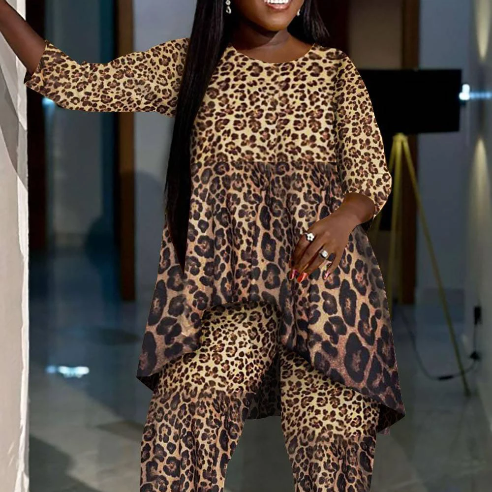 Рисунок 2 - Женский Повседневный брючный костюм