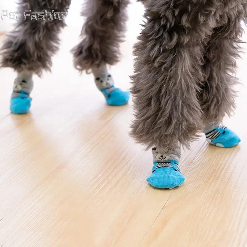 Pet Shoes Dog Socks 4Pcs Cute Pet Dog Socks with Print Anti-Slip Cats Puppy Shoes Paw Protector Products for Small Breeds Spitz York Dogs Chihuahua