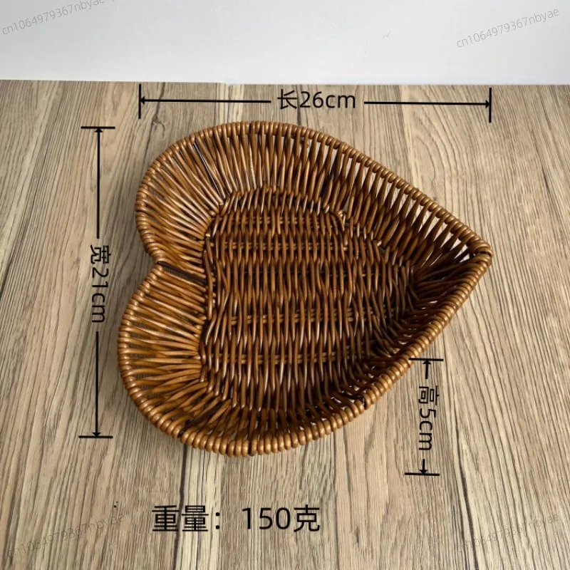 Heart Shape Bread Display Fruit Dish Baskets Leaf Rattan Weaving Basket Serving Storage Bowls for Family Friend Neighbor Gift 6