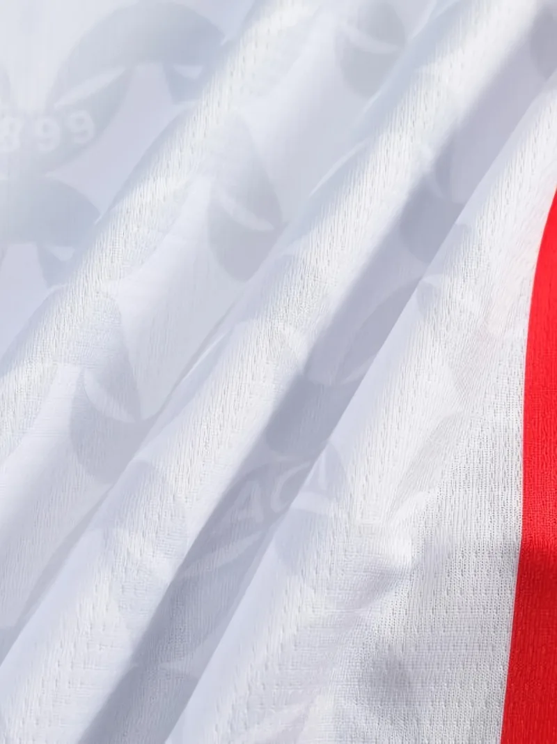 Рисунок 3 - Мужская Повседневная футболка