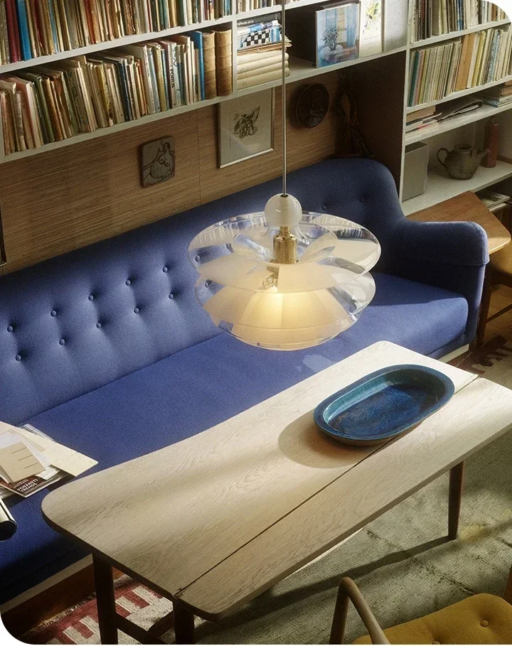 Description Picture 5 of itemDanish Designer Art Glass Modern LED Ceiling Pendant Hanging Chandelier for Living Dining Room Villa Decoration Transparent