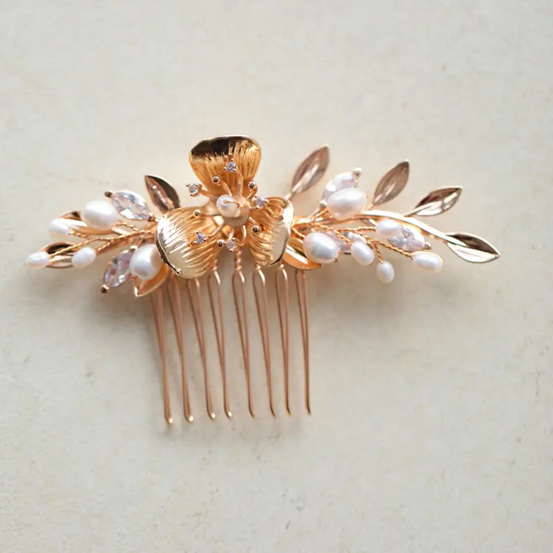 

New Arrival Gold Leaf Flower Bride Hair Comb Fresh Water Pearl Hairpin Shiny Crystal Wedding Tiara Jewelry