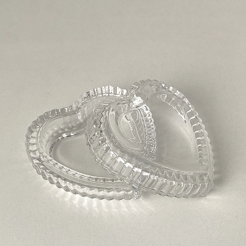 Crystal Glass Heart-Shaped Storage Box Embossed Jewelry Box Candy Lid