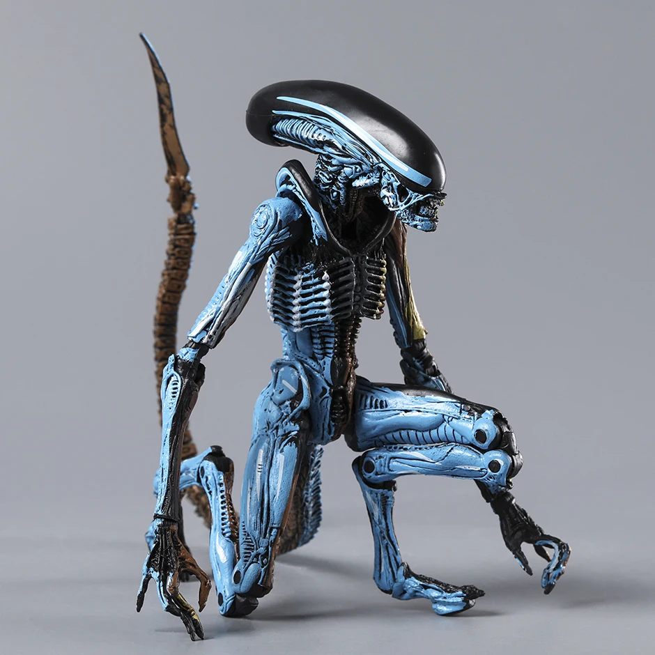 Figurine Dog Alien The Runner