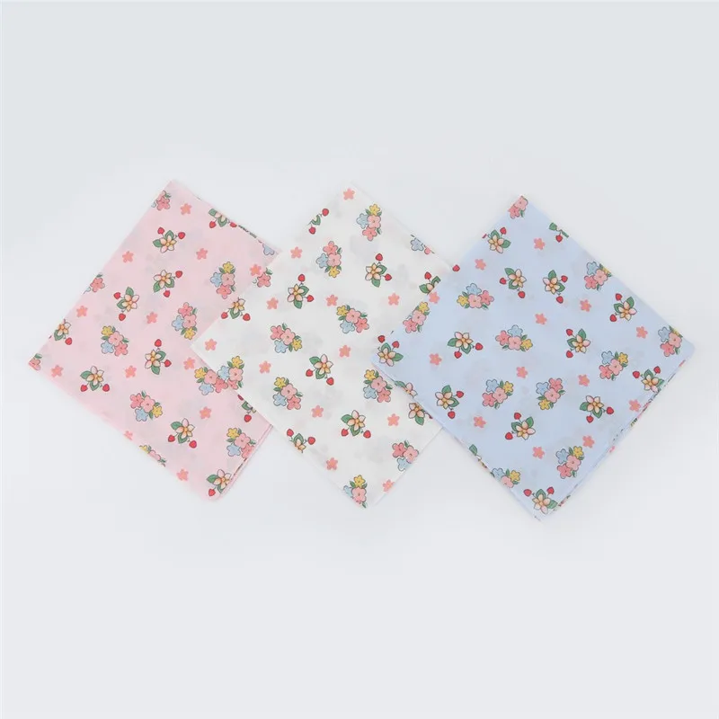 3Pcs 45x45cm Platz Baumwolle Pastoralen Blume Gedruckt Tragbare Dame Taschentuch Frauen Saugfähigen Handtuch Hochzeit Party geschenk – Detail 10