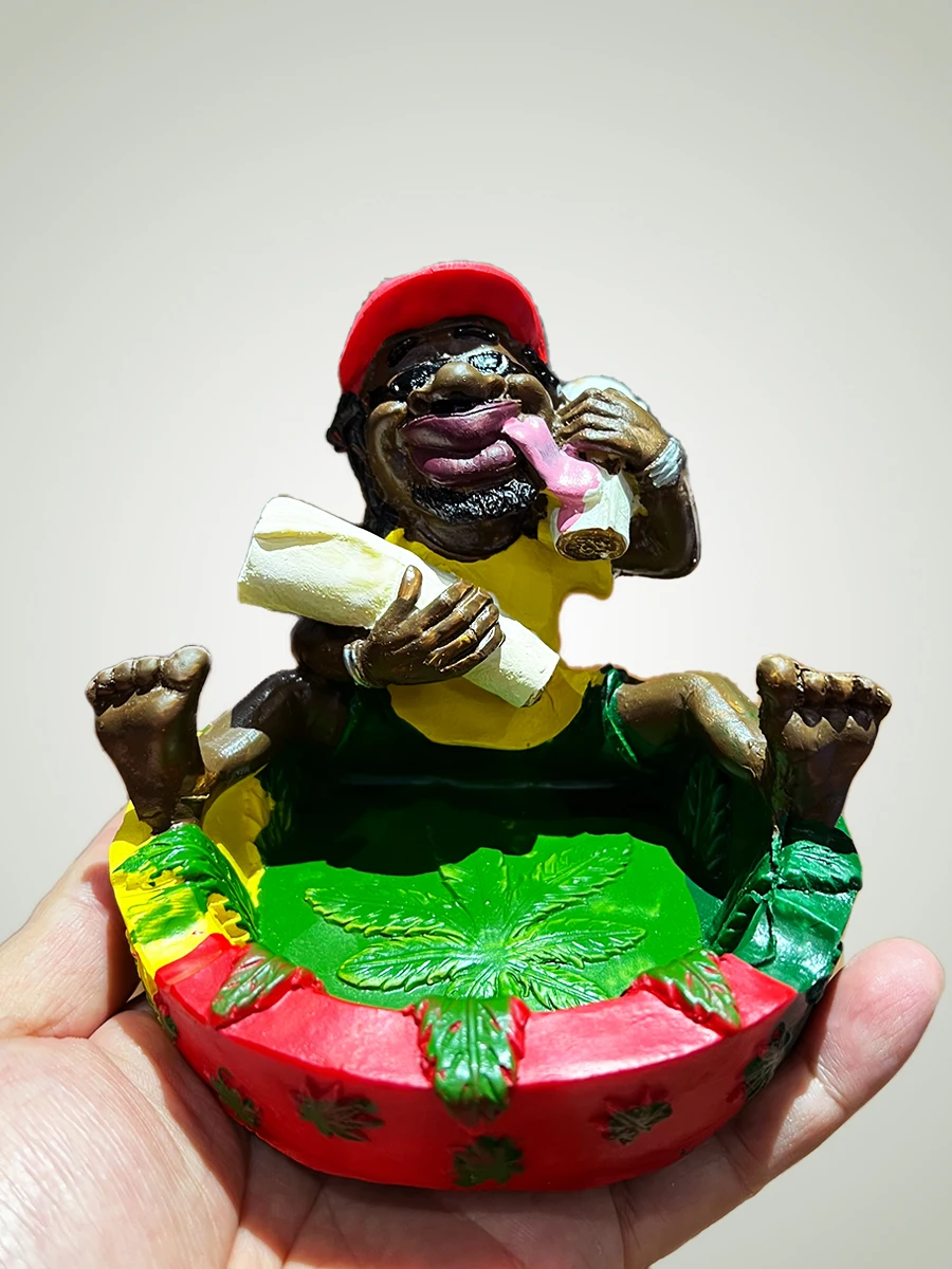 Cigarettes Ashtray 1PC resin ashtray unique Jamaican style craft ornaments tabletop cabinet decoration