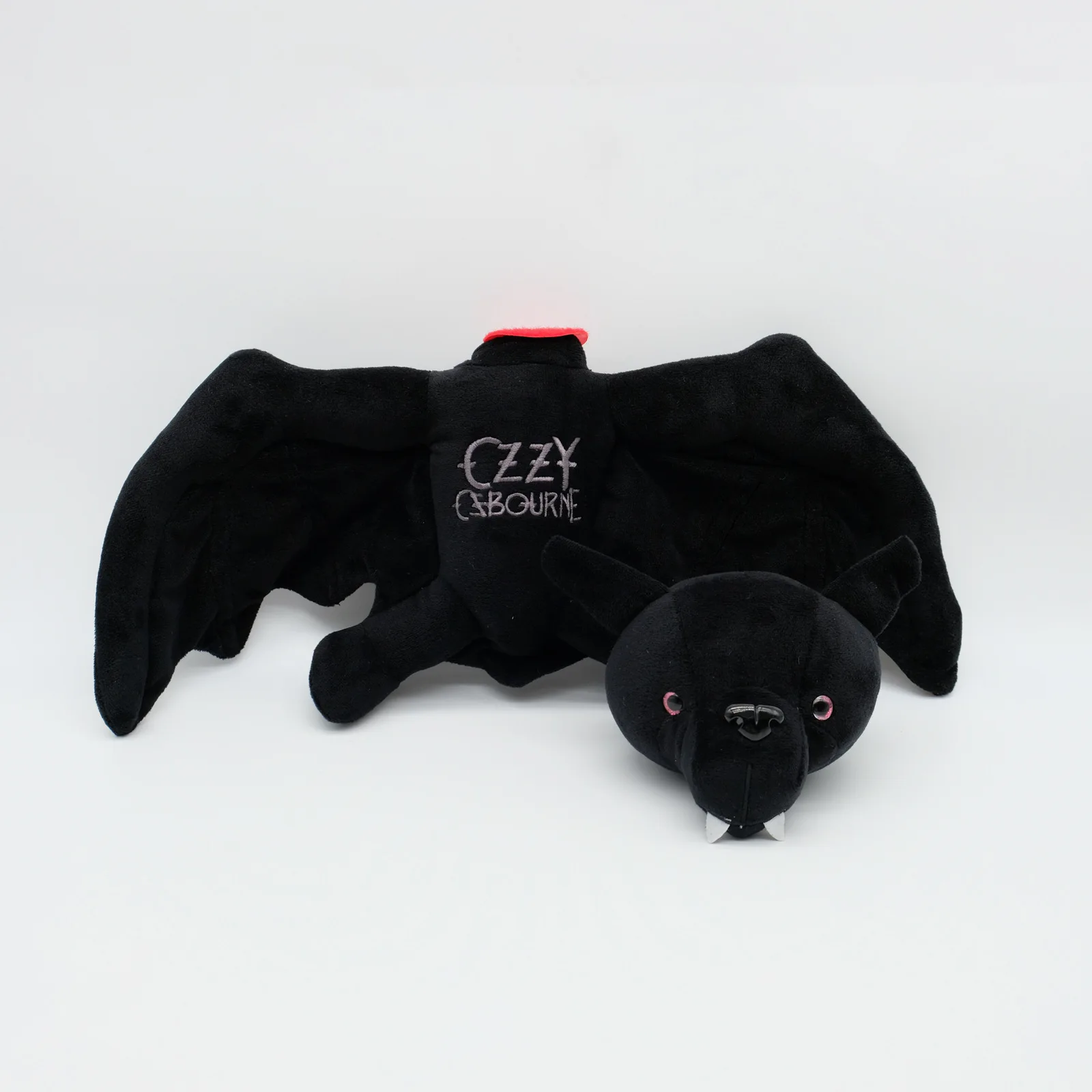 【貴重】OZZY オジー・オズボーン PLUSH BAT ぬいぐるみ 貴重】OZZY オジー・オズボーン PLUSH BAT ぬいぐるみ - メルカリ