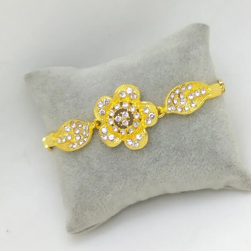 Elegant Spring Gift New Copper Gold Plated Big Fashion Jewelry Set Dubai Necklace Bracelet Earring Ring Jewelry Sets Kingdom Ma