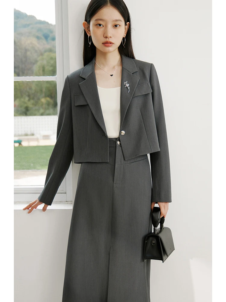 

ZIQIAO Temperament One-button Brooch Short Suit for Women Spring Chic Commuter Straight Long Skirt + Short Blazer Jacket Female