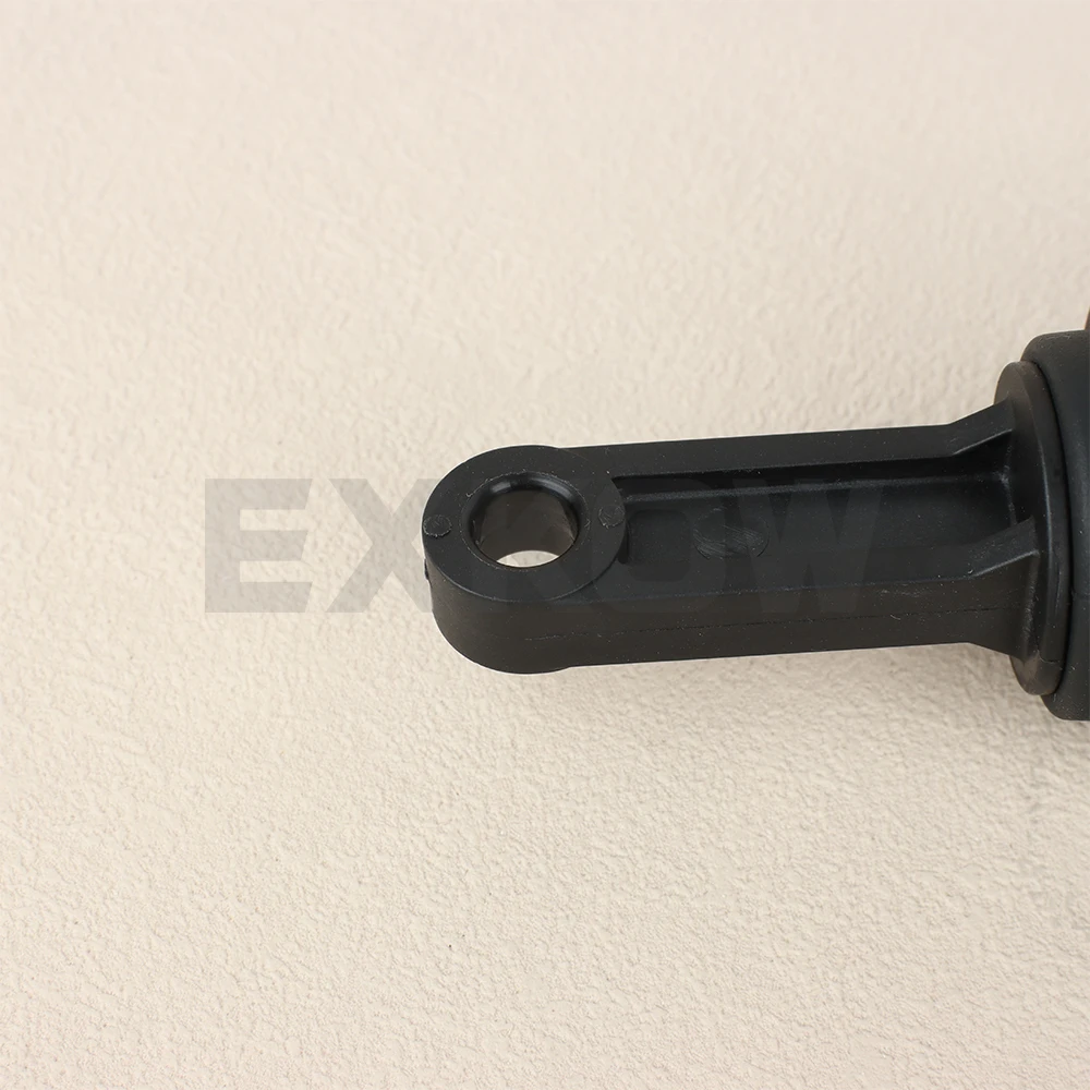 Clutch Master Cylinder Assy for Mazda BT-50 II Ford Ranger 2.2 2.5 3.2 2011 2015 Pickup UC2J-41-990B 1863434 AB39-7A543-AD