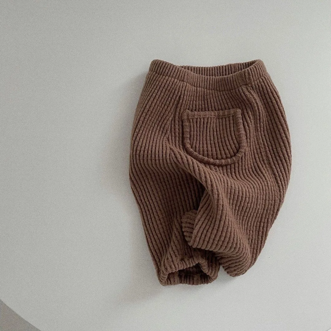 Description Picture 3 of item2025 New Baby Loose Trousers Solid Toddler Pocket Pants Autumn Children Casual Pants Cotton Girls Harem Pants Boys Pants