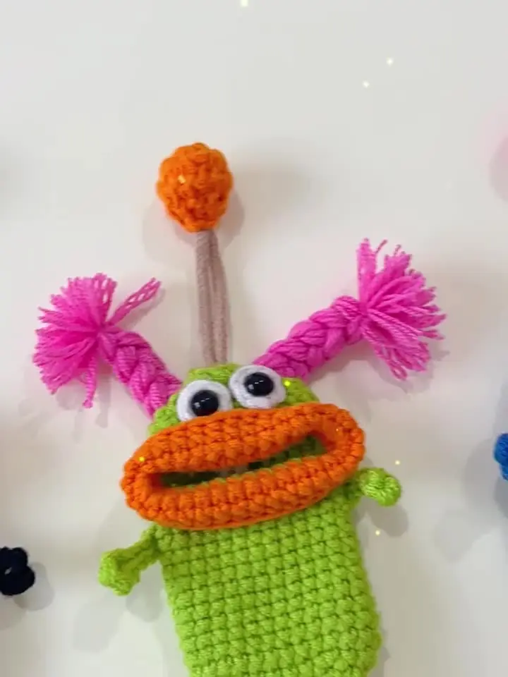 Funny Crochet Keychain Knitting Key Holder Sausage Mouth Woven