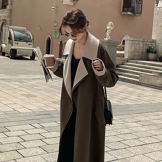 Fashion Hepburn Long Windbreaker Coat Women's Early Autumn New British Style High Sense Temperament Goddess Style Coat