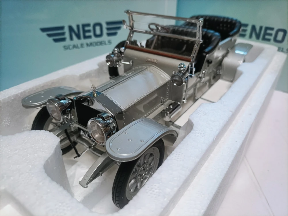 

Нео 1:18 рулоны Серебряный призрак 1905 винтажная модель автомобиля Ограниченная серия полимерная металлическая статическая модель автомобиля игрушка подарок