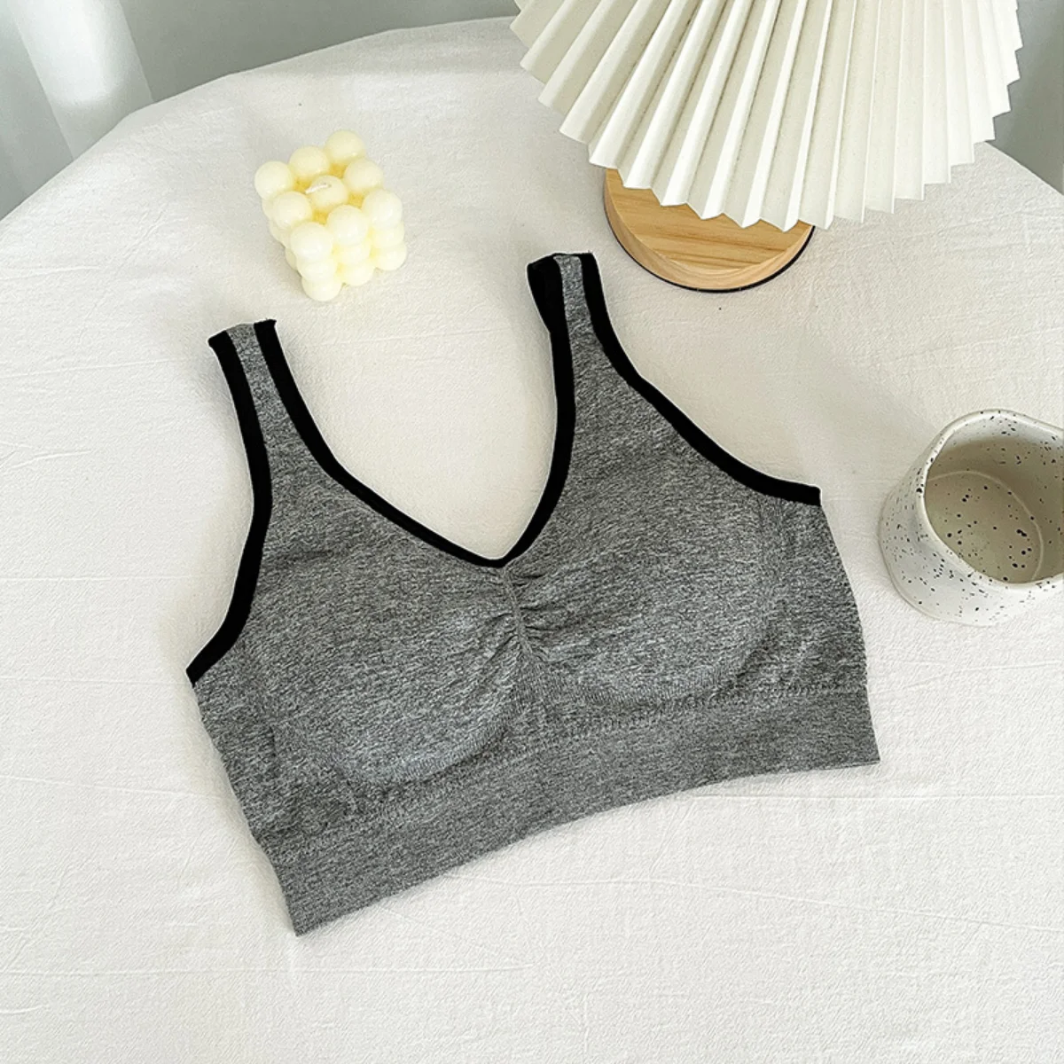 New Seamless U-shaped Beauty Back One-piece Fixed Cup Underwear Wrapped Without Rims Sports Vest Bra Women Girls Soft Underwear