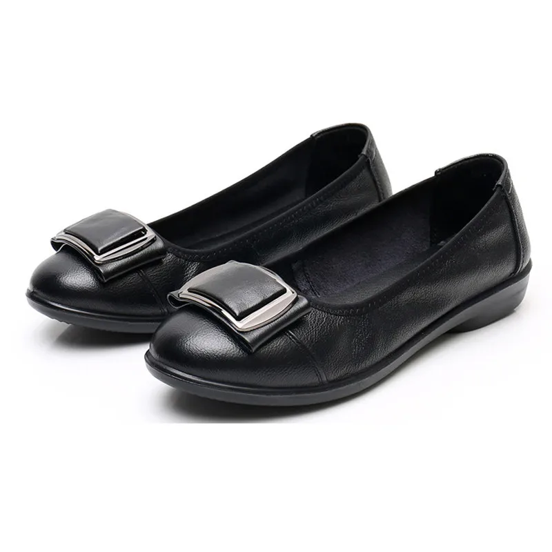40-41-43 extra large size women's shoes leather shoes 34 shallow mouth cowhide mother shoes 42 all-match flat leather shoes wome