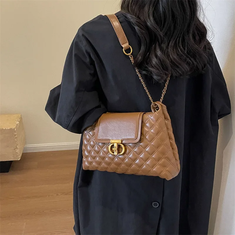 Diamond Embroidery Thread Special-Interest Design 2024 New Women's Popular Solid Color Chain Messenger Shoulder Underarm Bag