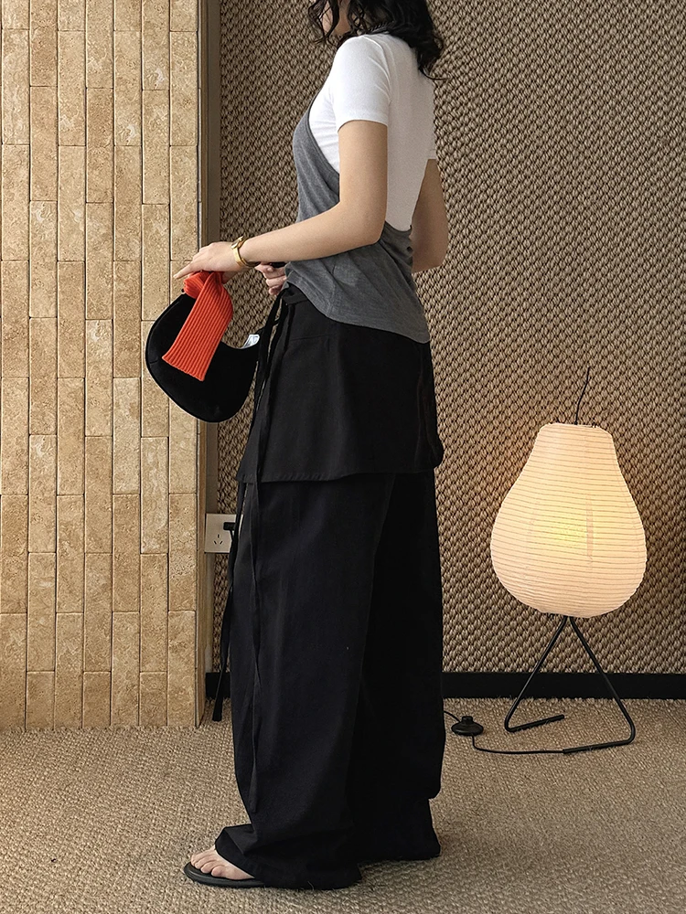 [EAM] High Waist Black Irregular Bandage Long Elegant Wide Leg Pants New Trousers Women Fashion Tide Spring Autumn 2026 1DJ6125