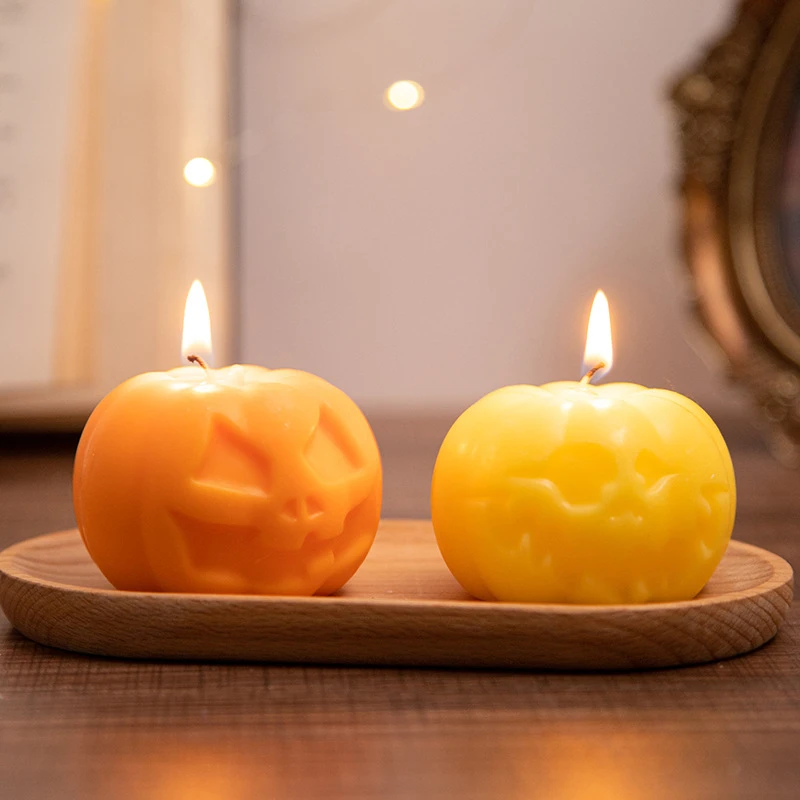 

2 PCS Halloween Pumpkin Scented Aromatherapy Candle Festival Party Gift Creative Home Decoration Festival Decorative Candles