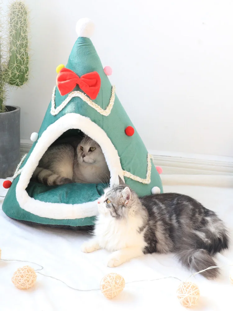 Christmas Cat House That's So Fetch!