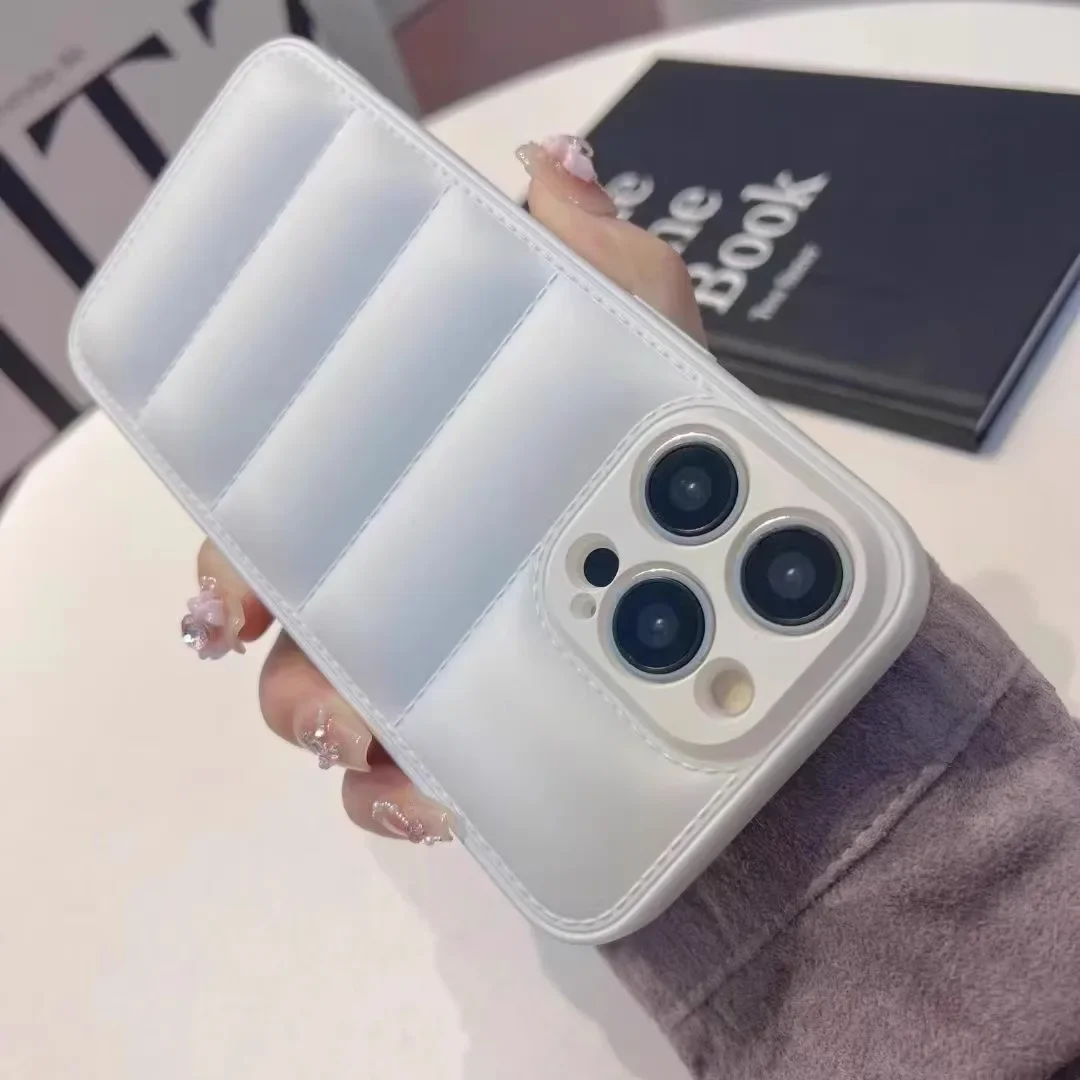 รูปสินค้า เคสซิลิโคนลายแจ็คเก็ตสุดเท่ ป้องกัน iPhone 16 15 14 13 12 11 Pro Max Plus
