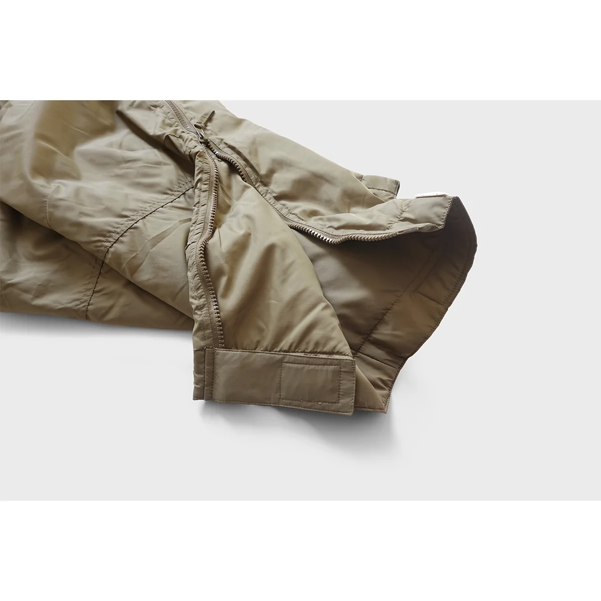 UK Military Army Pants,Military Surplus Government Issue Outdoor Light Pants Winter Thermal Waterproof windproof Pants 4