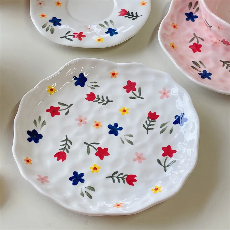 

Creative irregular handmade ceramic plate Pastoral small fresh flower plate ins style girl heart breakfast dessert plate