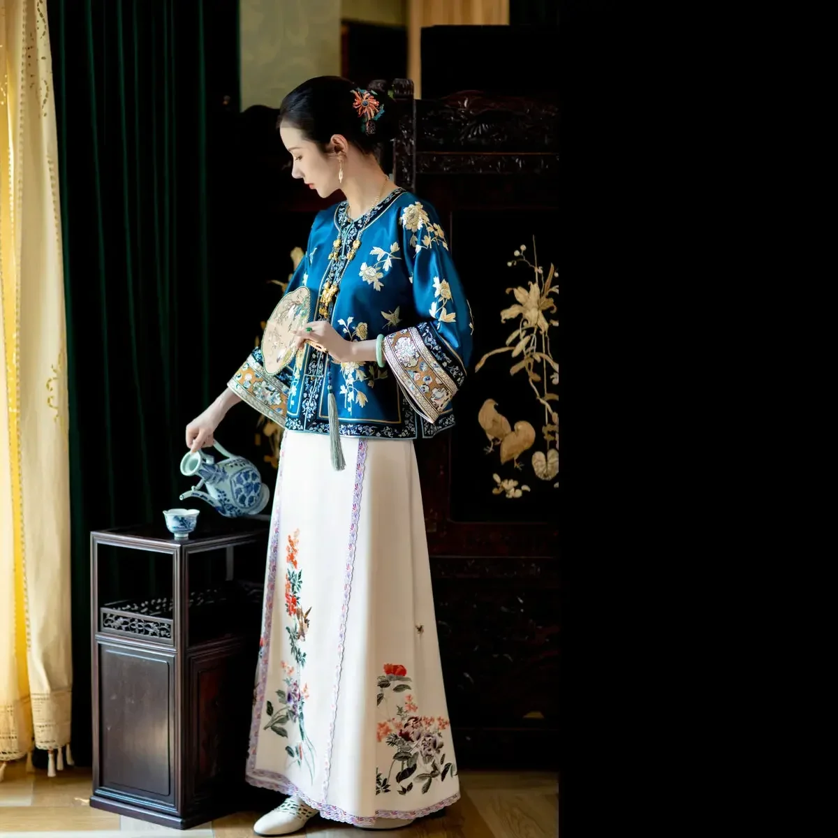 

Autumn Vintage Satin Blue Round Neck Printed Long Sleeved Tang Suit Top Skirt Women Improved Late Qing Dynasty Casual Clothing