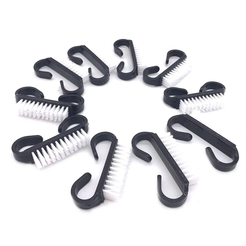 50/100 Nail Dust Brushes Plastic