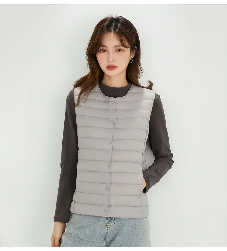 Description Picture 6 of item90% Matt Fabric Women's Warm Vests Ultra Light Down Vest Women Two Ways Waistcoat Portable Warm Sleeveless Winter Liner
