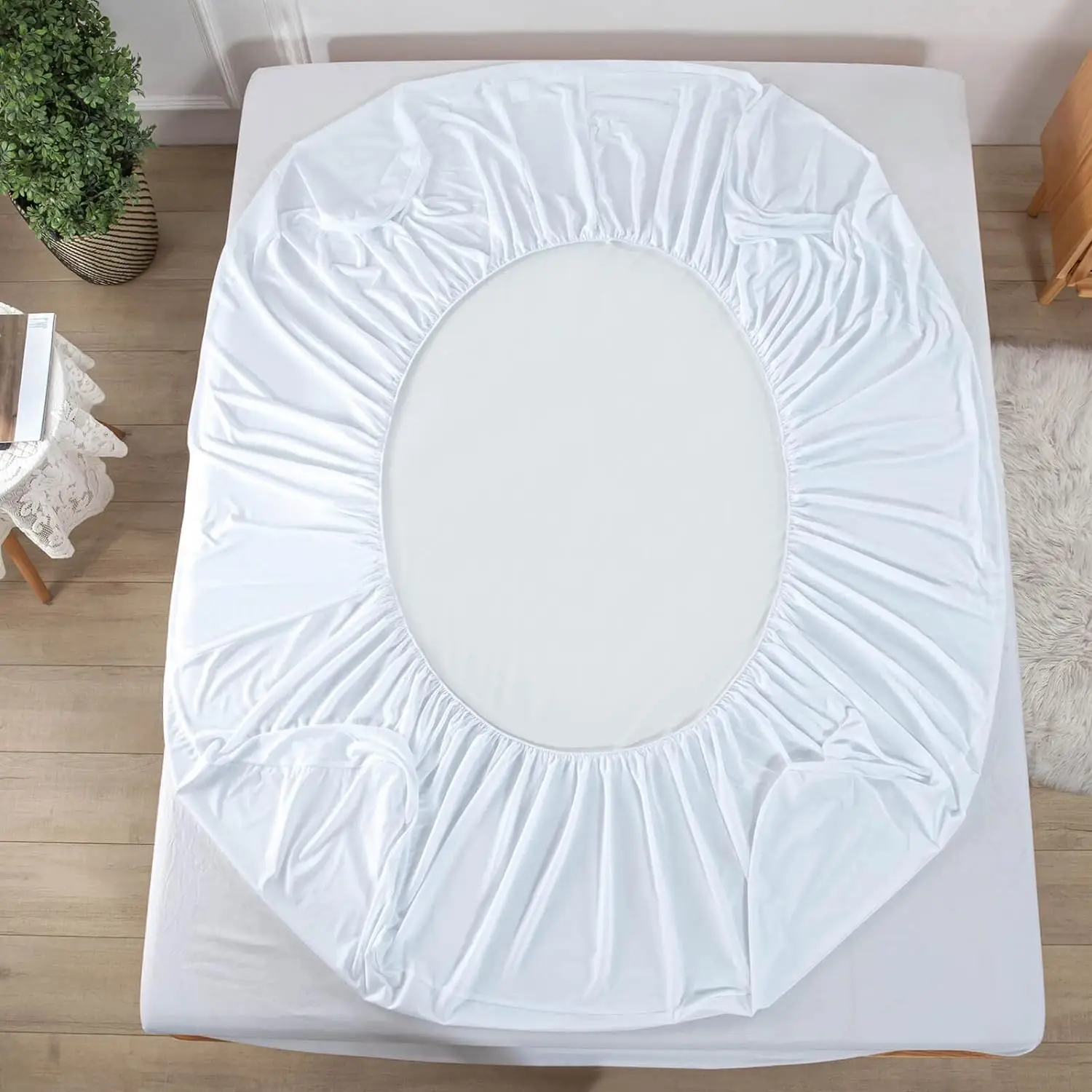 Waterproof Mattress Protector: Ultra-Soft, Breathable, and Protective Bedding Cover
