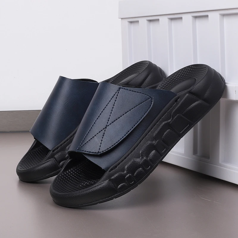 Slippers Men Wear-Resistant Outdoor Non-slip Comfortable Fashion Lightweight Platform Mens Shoes Summer Main Pantuflas Hombre