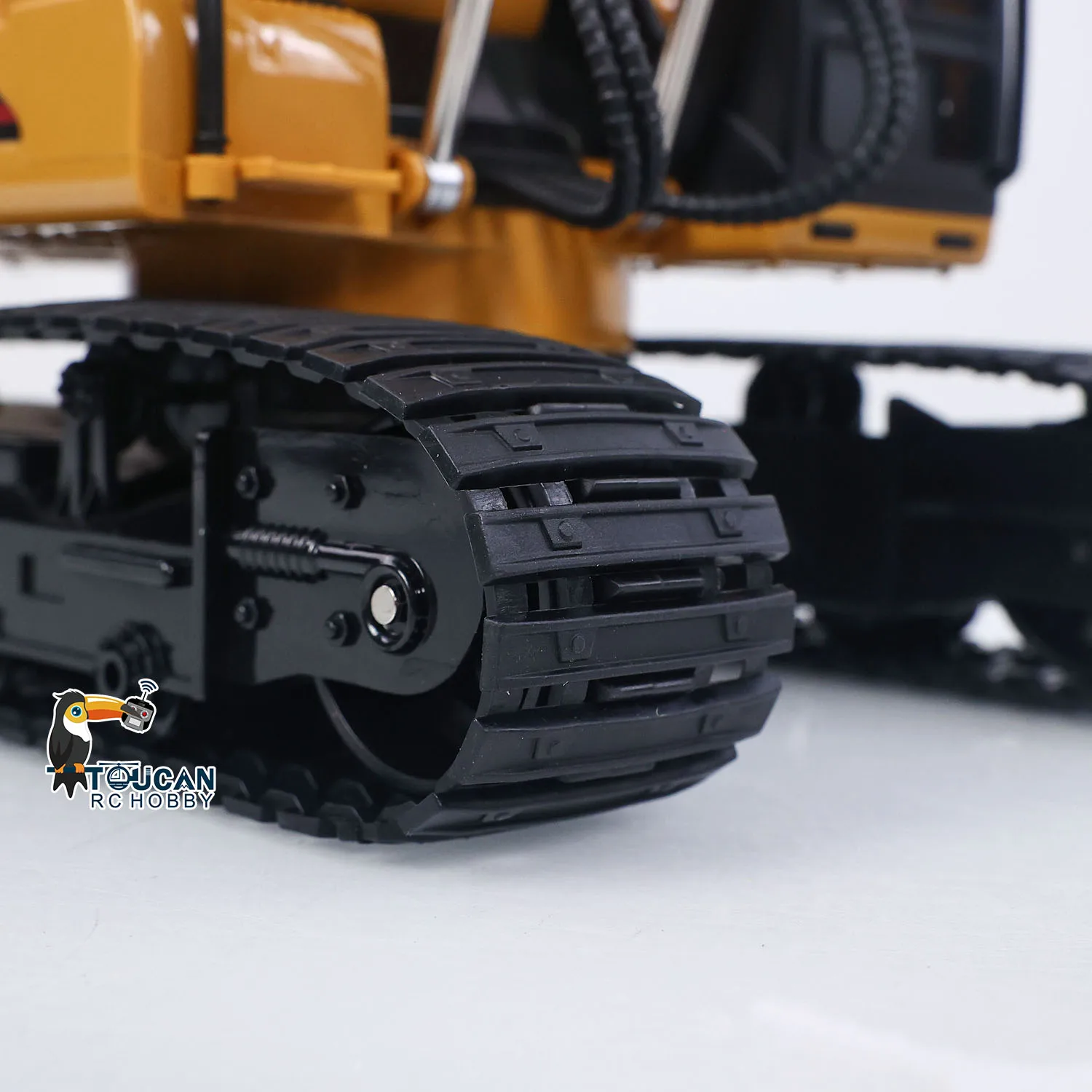 HUINA RTR 1/14 RC 전동 굴삭기 1535 원격 조종 굴착기 15CH 2.4G 무선 완제품 배터리 사운드 조명 효과 모델 장난감