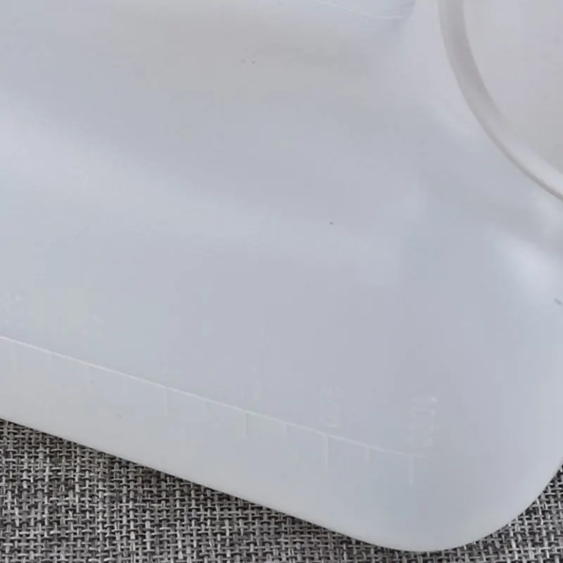 Urine Collection Bag Travel Urinal Bottle with Lid for Men Emergencies and Road Trips