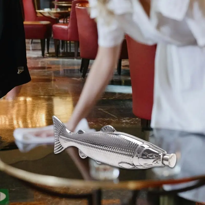 6XDD 5Oz 물고기 모양 Drinkware 304stainless 강철 짜임새 유일한 음료 병