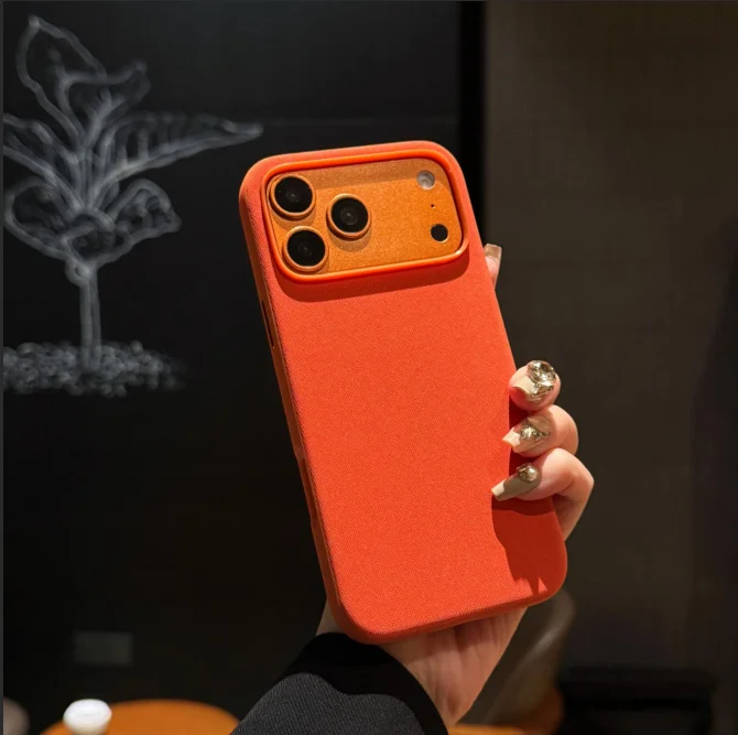 รูปสินค้า เคสแม่เหล็กชาร์จไร้สายหรูสำหรับ iPhone ทุกรุ่น