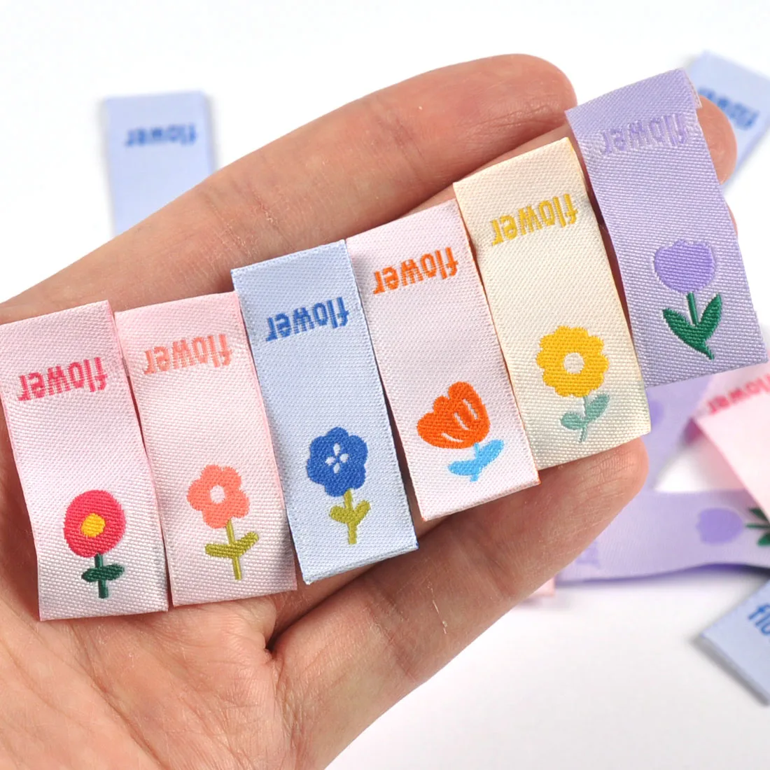 Description Picture 3 of item50pcs Colorful Flowers Embroidery Cloth Labels DIY Garment Accessories Handmade Supplies Sewing Crafts Bag Shoes Tags 41x15mm