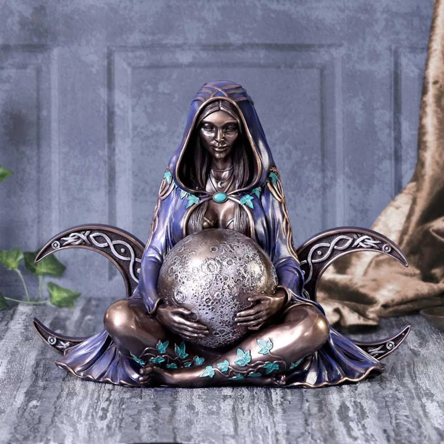 

Mother Earth Goddess Statue Gaia Statue Halloween Millennial Gaia Figurine Handmade Resin Sculpture Ornament for Home Decor Mot