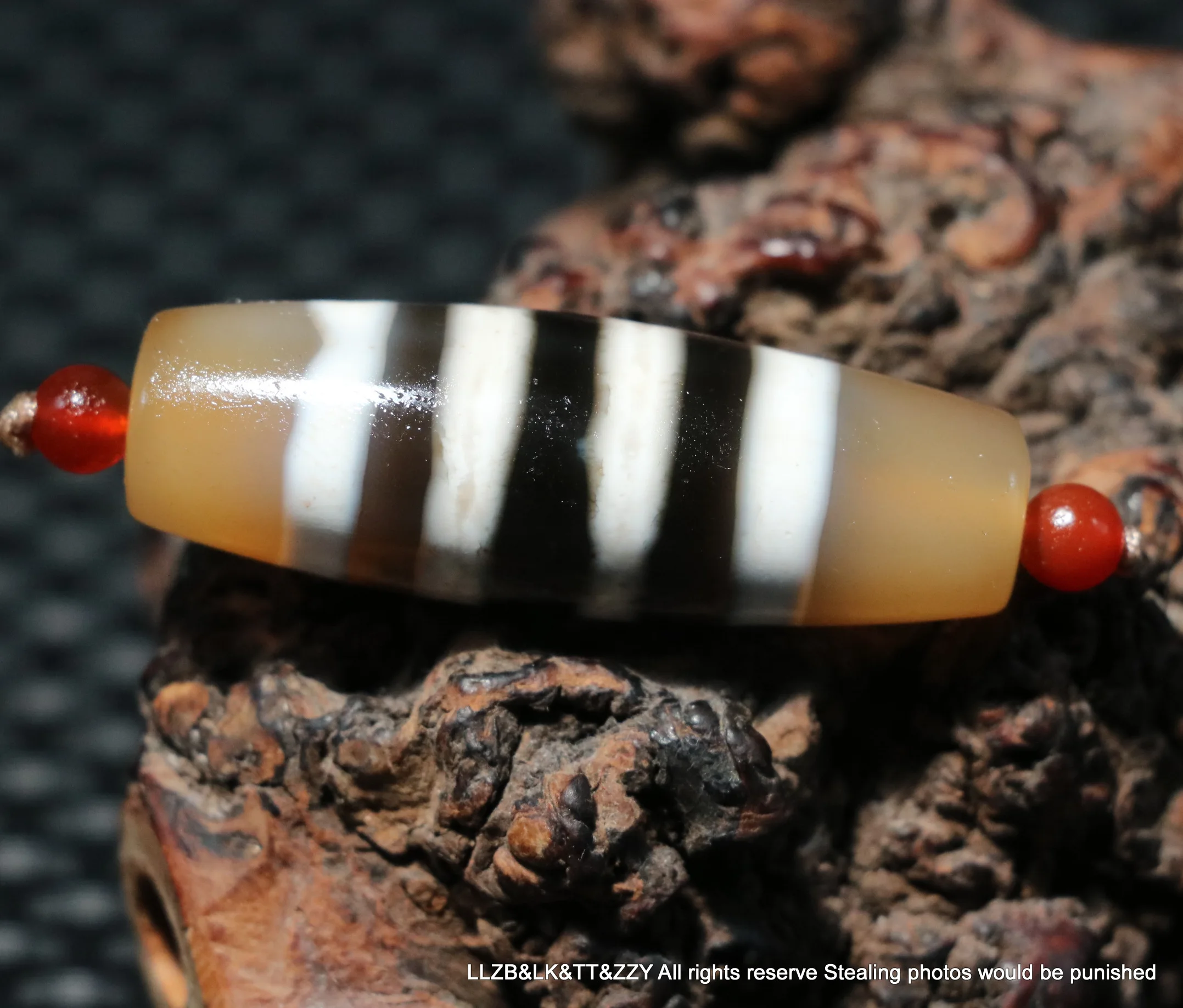 

Power Tibetan Old Agate 4 Line Healer Medicine dZi Bead LKbrother 5A Talisman UPD210202A4