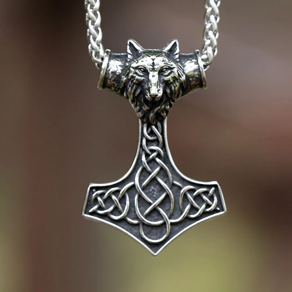 2024 Thor's Hammer Mjolnir Scandinavian Rune Amulet Design Stainless Steel Men's Pendant Viking Wolf Pendant Animal Jewelry