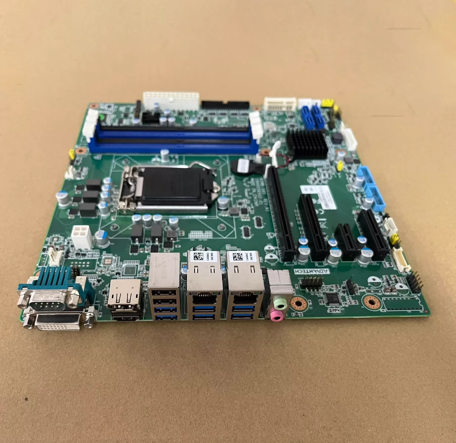 AIMB-585 AIMB-585QG2-00A1E For Advantech Industrial Control Motherboard Support Xeon® E3/ Core i7/i5/i3 LGA1151 MicroATX 5 AIMB-585 AIMB-585QG2-00A1E For Advantech Industrial Control Motherboard Support Xeon® E3/ Core i7/i5/i3 LGA1151 MicroATX - Image 3