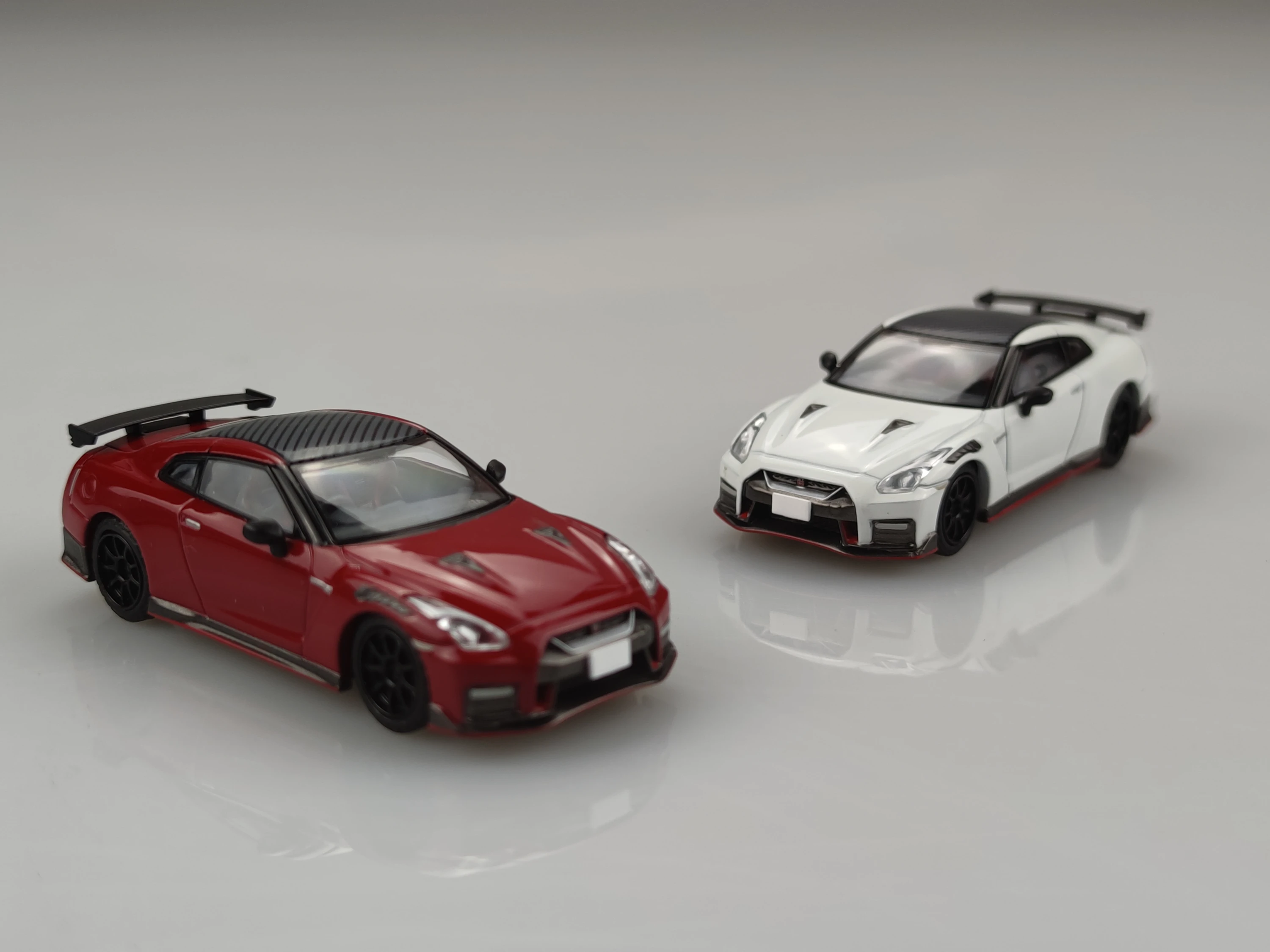 

Tomytec Tomica TLV-N217a NISSAN GT-R NISMO коллекция литых под давлением моделей автомобилей