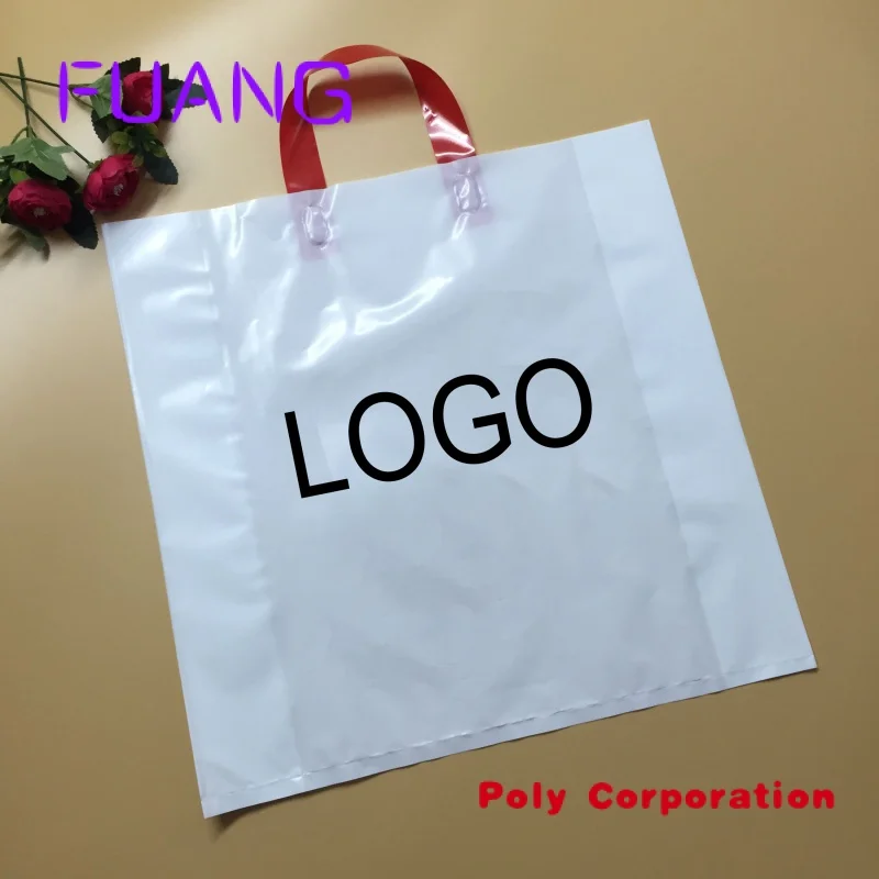 Рисунок 4 - Пластиковая сумка для покупок с ручкой