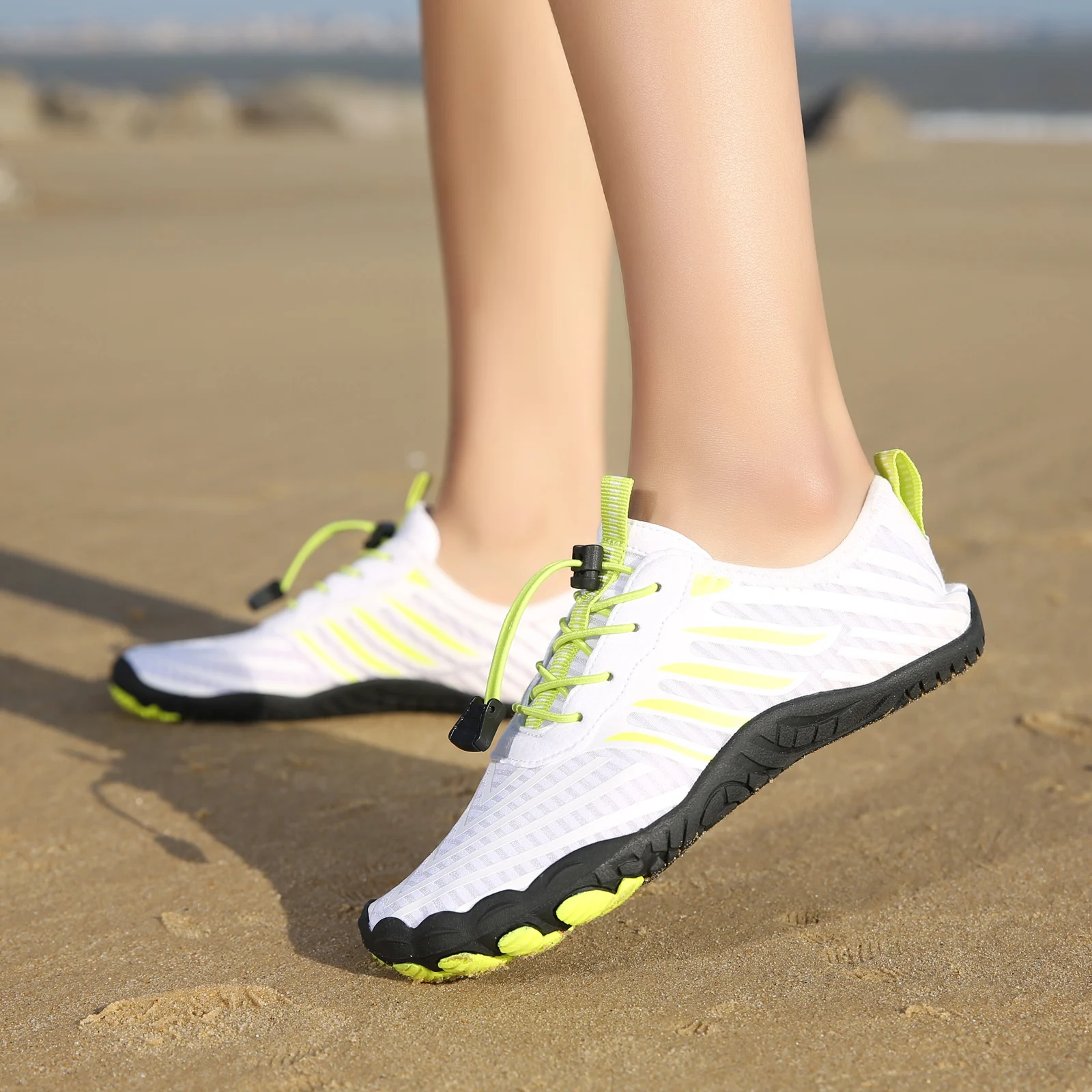 Water Shoes Men's And Women's Water Shoes Outdoor Leisure Swimming Rock Climbing Fitnessl Beach Shoes Quick Dry Non-slip Rubber Sole