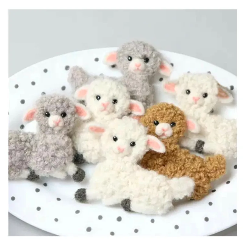 Little sheep Brooch gray brown wool needlepoint kit wool felt needle felting decoration craft needlecraft DIY handmade