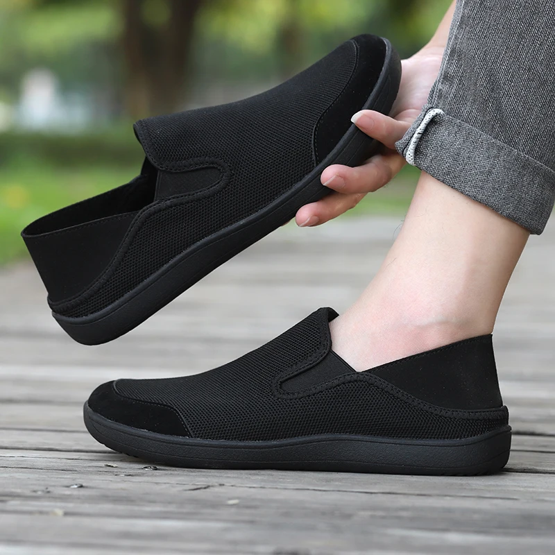 Men's Minimalist Lightweight Slip-On Barefoot Sneakers - Non-Slip Casual Walking Shoes