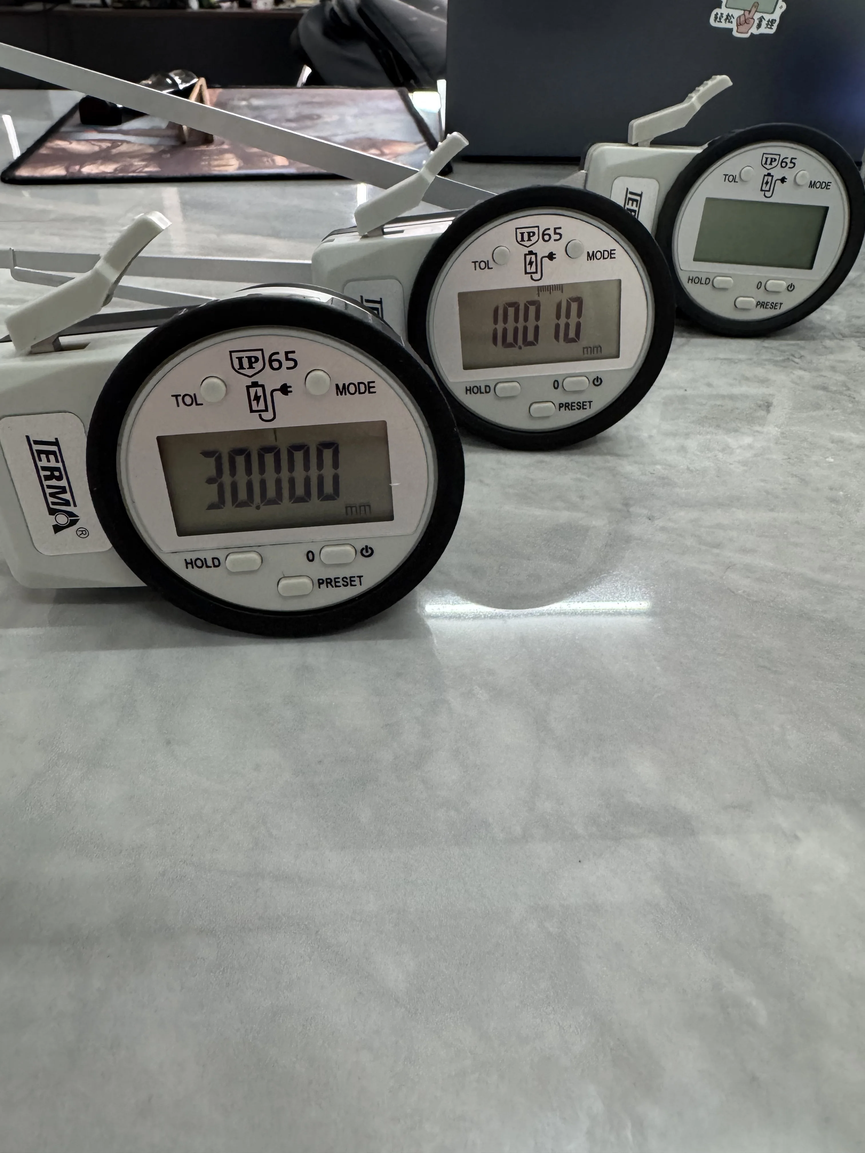 TERMA 브랜드 IP65 방수 디지털 마이크로미터(내부 측정용), 측정 범위는 5-15mm, 10-30mm, 30-50mm, 50-100mm입니다.