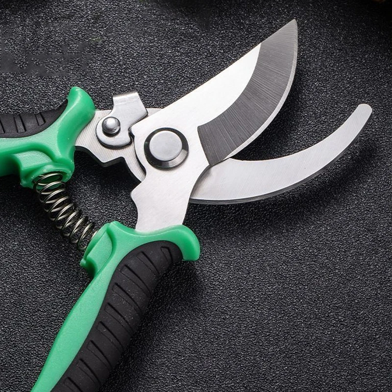 New gardening shears, multifunctional tree pruning shears, special gardening shears with stainless steel blades.