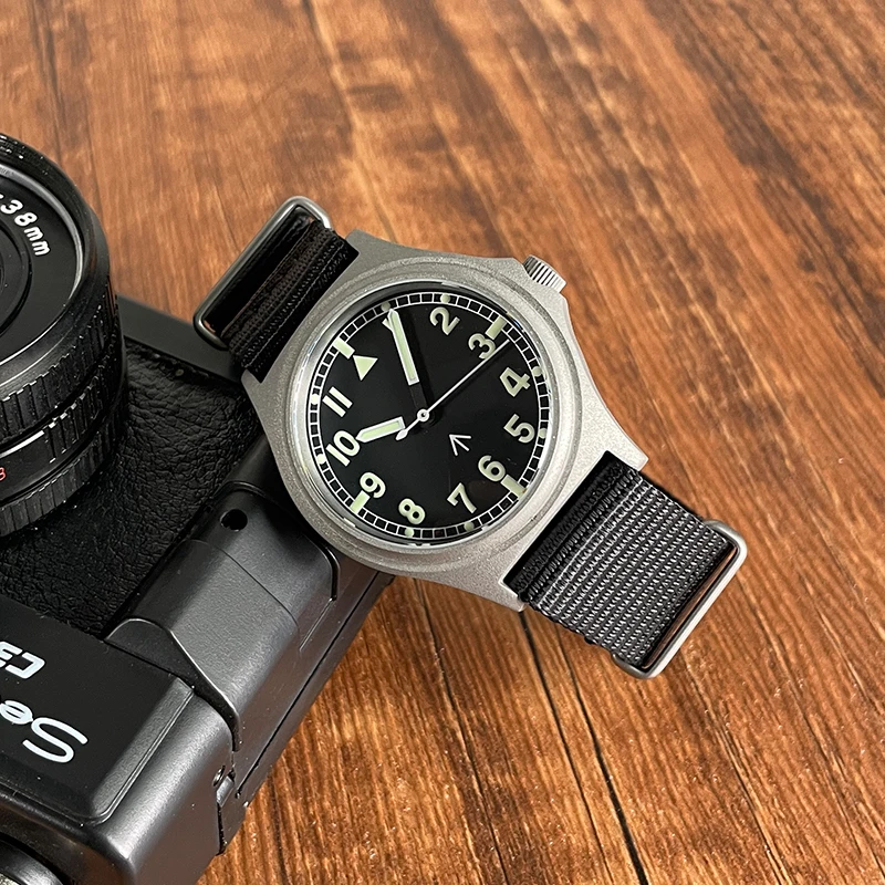 

Baltany G10 Field watches 39mm Battery Life 10 Years 316L Stainless Steel 100M Waterproof Swiss Luminous Men's Quartz watches